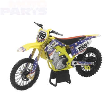 Фото Модель мотоцикла SUZUKI RM-Z 450 (Travis Pastrana#199), 1:12 (5+)