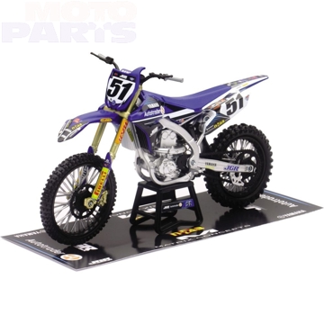 Фото Модель мотоцикла YAMAHA JGR MX (Justin Barcia), 1:12 (8+)