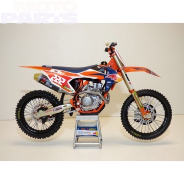 Фото Модель мотоцикла KTM 450 SX-F/17 (Antonio Cairoli), 1:12 (14+)